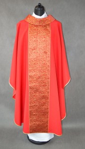 Ornat czerwony mszalny z ozdobnym pasem FP-110-C