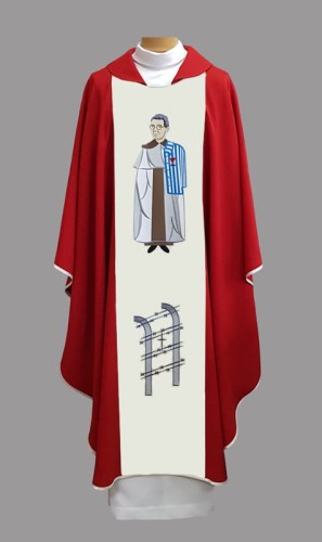 ornat z bł. Hilarym Januszewskim
