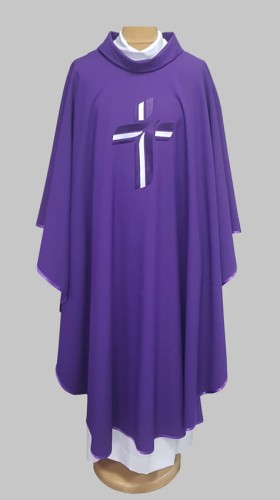 ornat z haftem fioletowy