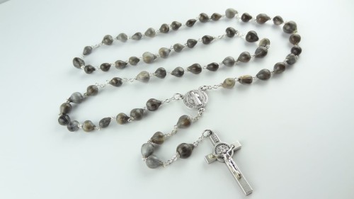 różaniec łzy Hioba-1