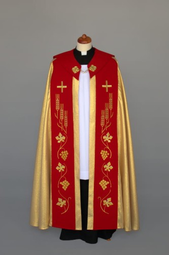 Złota kapa liturgiczna-1