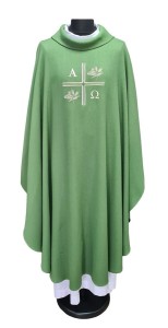 Ornat w kolorze zielonym z haftem liturgicznym  Α i Ω - 01