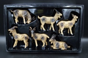 Zestaw figur do szopki Bożonarodzeniowej - zwierzęta T091-15