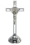 Krzyż św. Benedykta stojący biały