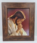 Jezus rozmodlony -obraz w brązowej ramie