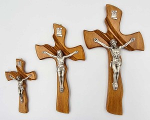 Krzyż drewniany żłobiony mahoń /9