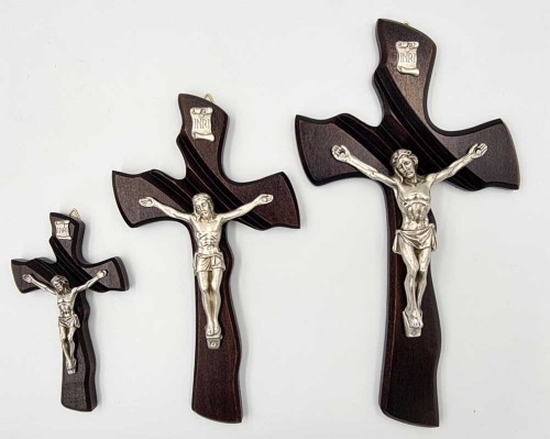 Krzyż drewniany w kolorze wenge