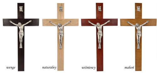 Duży krzyż drewniany na ścianę