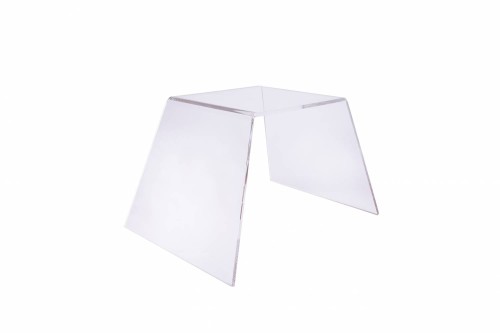 tron z tworzywa sztucznego