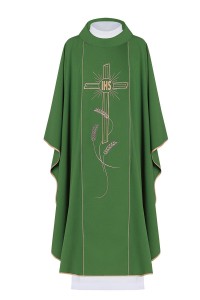 Zielony ornat mszalny z haftem