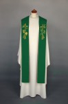 Stuła zielona z haftem 4-172-3