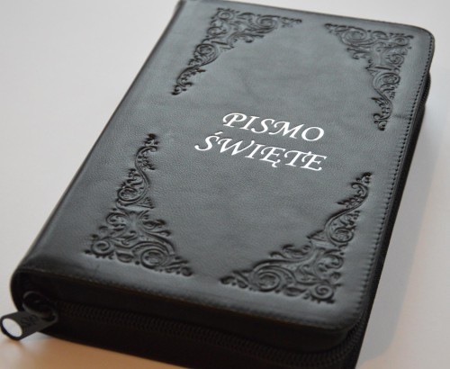 OAZOWA BIBLIA TYSIĄCLECIA - PISMO ŚWIĘTE STAREGO I NOWEGO TESTAMENTU. Skórzany czarny futerał, paginatory