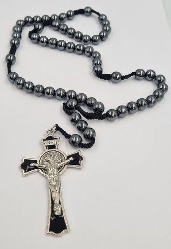 różaniec z krzyżem Benedykta-1