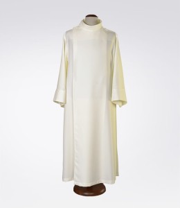Alba kapłańska o kroju francuskim 3-094-1