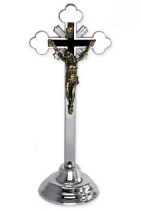 Krzyż tradycyjny stojący w kolorze srebrnym