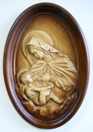 MB Karmiąca obraz z drewna