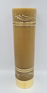 Świeca ołtarzowa parafinowo-woskowa z delikatnym zdobieniem