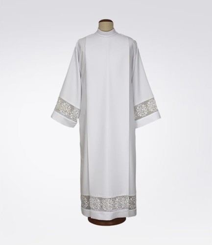 alba kapłańska biała-1