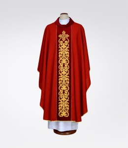 Ornat czerwony bogato zdobiony 1-324-22