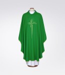 Ornat w kolorze zielony z zarysem krzyża 1-344-3