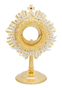 Monstrancja z ornamentem srebrzonym wysokość 31 cm PB/0110