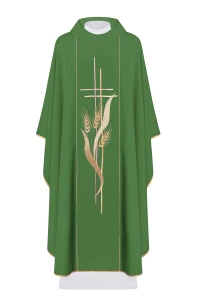 Zielony ornat mszalny z motywem krzyża