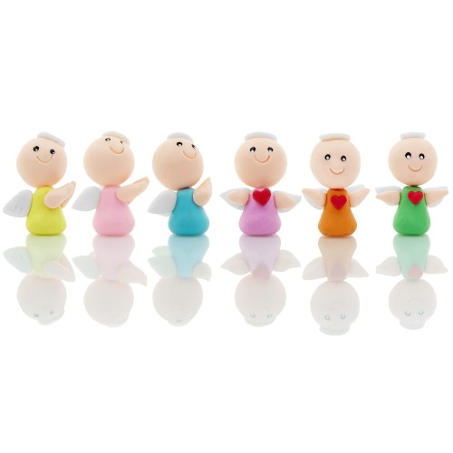 Figurka aniołka z modeliny