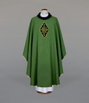 Zielony ornat IHS 1-386-3