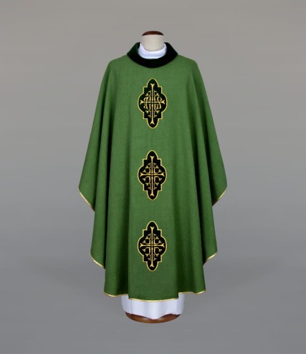 ornat w kolorze zielonym