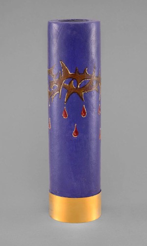 fioletowa świeca na olej