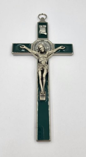 Krzyż św. Benedykta zielony