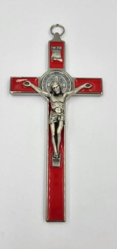 Krzyż św. Benedykta czerwony