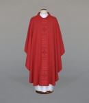 Ornat czerwony z krzyżami 