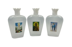 Plastikowa butelka na wodę święconą z kolorowym nadrukiem