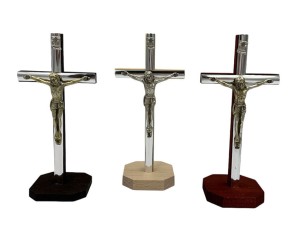 Krzyż drewniany stojący