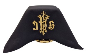 Czarny welon na kielich mszalny IHS z krzyżem