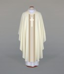 Szata liturgiczna - ornat w kolorze kremowym 