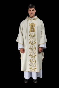 Ornat z haftem - Matka Boża Licheńska