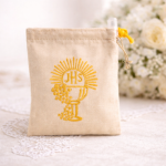 Etui materiałowe IHS beżowe – sakralne etui na różaniec lub drobiazgi