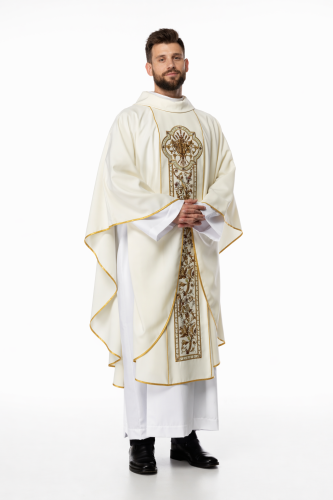 Ornat bogato zdobiony z motywem IHS w kolorze ecru