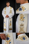 Stuła haftowana z symbolem Maryjnym – ecru, złoto-niebieska ornamentyka