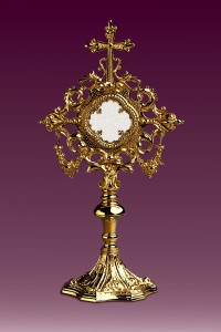 Relikwiarz złocony 106