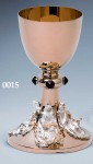 Kielich bogato zdobiony kamieniami półszlachetnymi D/0015