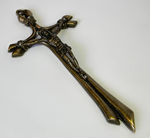 Krzyż ścienny w kolorze starego złota O/22-1