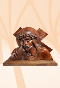 Głowa Chrystusa figura 27 x 21 cm