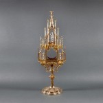 Monstrancja w stylu neogotyckim C-0122