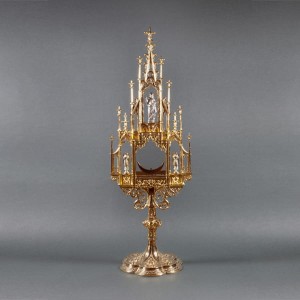 Monstrancja w stylu neogotyckim C-0122