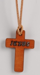 Zawieszka drewniana - krzyż JEZUS