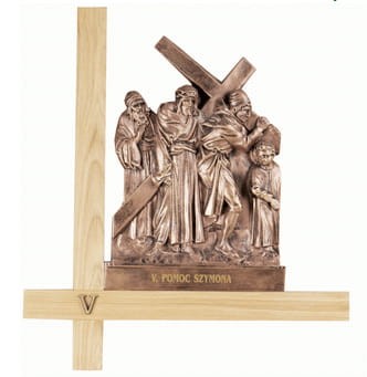 Droga krzyżowa do wnętrza kościoła - na krzyżu dębowym-1