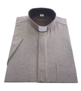 Koszula kapłańska w kolorze beżowym z 70% bawełny - WYPRZEDAŻ